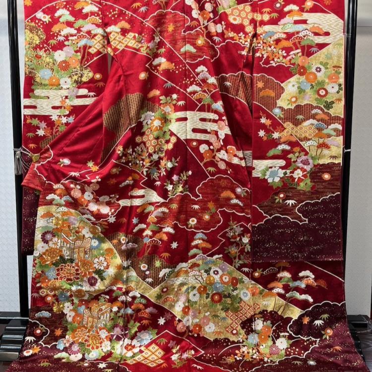 金駒刺繡　遠山文様