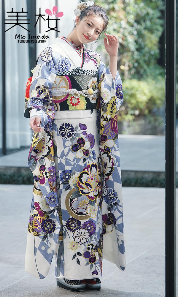 今田美桜振袖の桜１/白