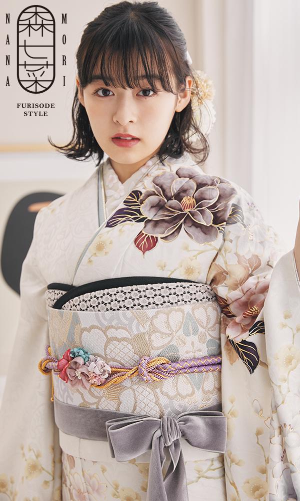 森七菜着用×成人式振袖　大輪の椿
