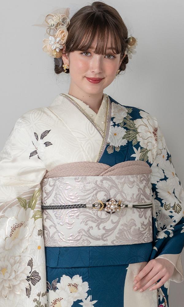 ターコイズブルーに白花々