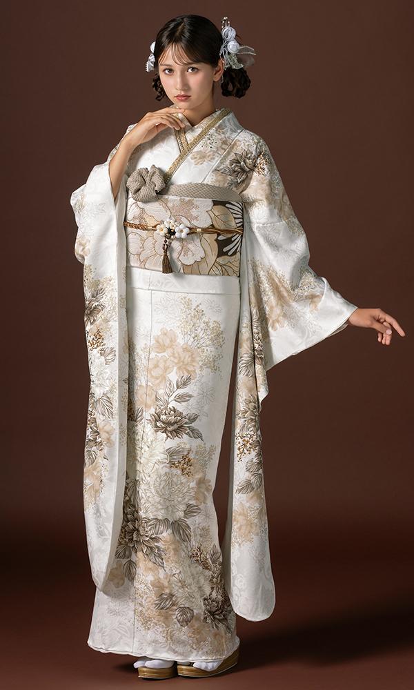 白地にベージュ系の花束