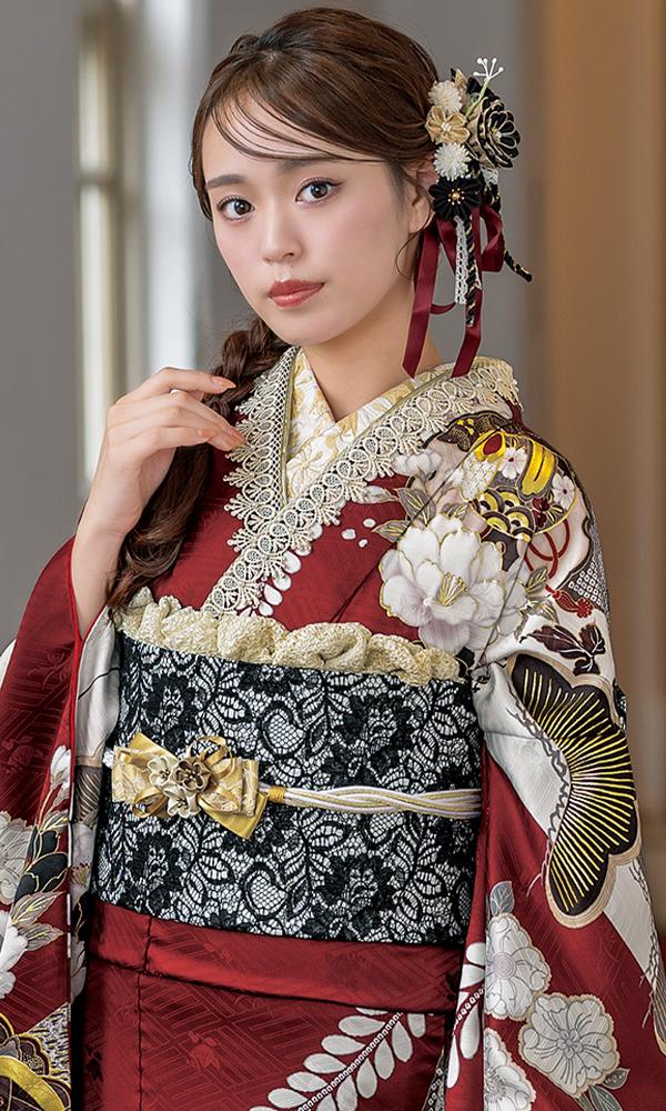 ボルドー振袖に吉祥文様