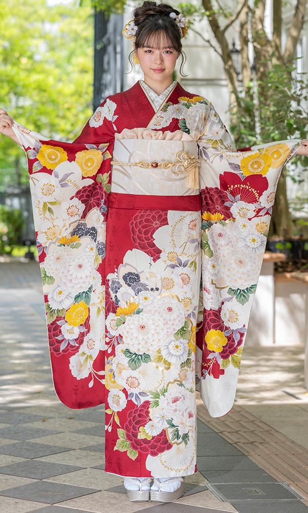 赤地に白の菊花振袖
