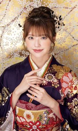 紺紫の絞り金彩友禅振袖