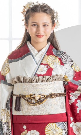 えんじ色と白の松竹梅