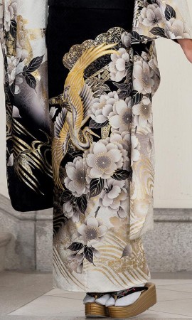 白黒モノトーンに金の鶴舞