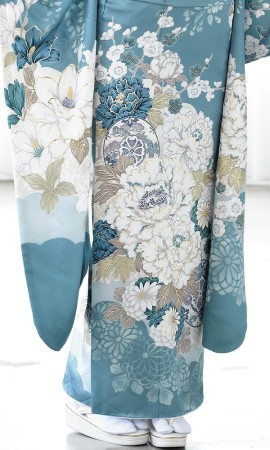 くすみ系ブルーに四季の花