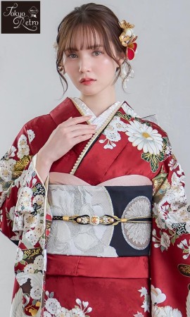 赤地に八重桜と椿の振袖