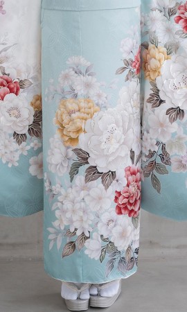 ミント&白に大輪の花々