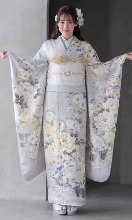 シルバーグレーに千紫万紅