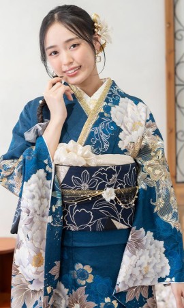 青地に牡丹と金彩スワロ