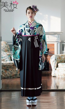 今田美桜着用の二尺袖きもの　ブルー