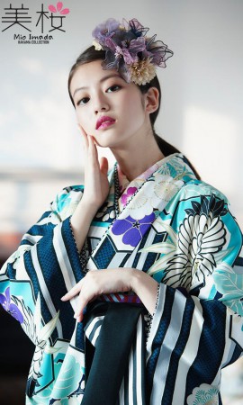 今田美桜着用の二尺袖きもの　ブルー2