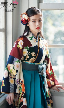 今田美桜着用の2尺袖きもの　クリーム/紺2