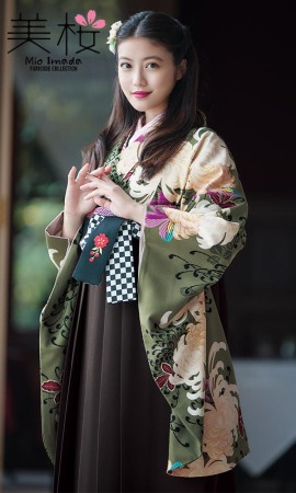 今田美桜着用の2尺袖きもの　茶/白２