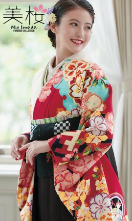 今田美桜着用の2尺袖きもの　白地/赤３