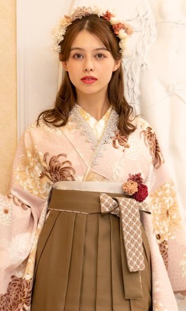 くすみ系ピンク着物/茶色袴
