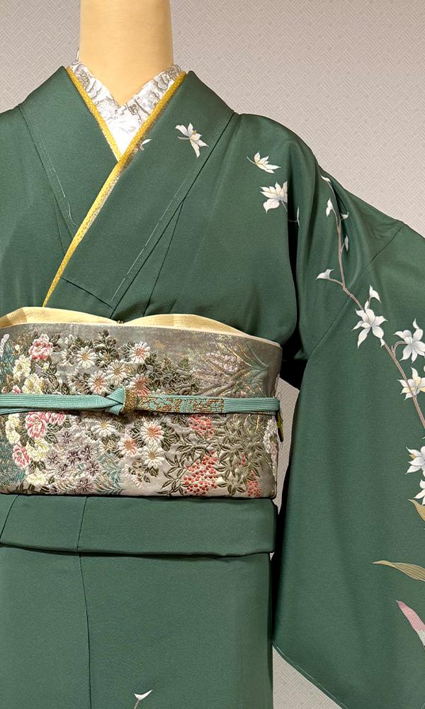白い蘭の訪問着