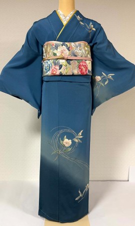 白い椿 訪問着