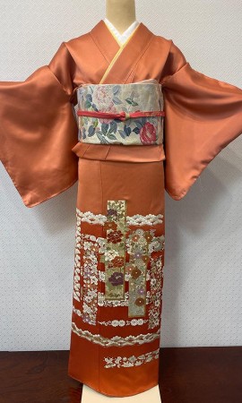 京友禅　金彩色留袖