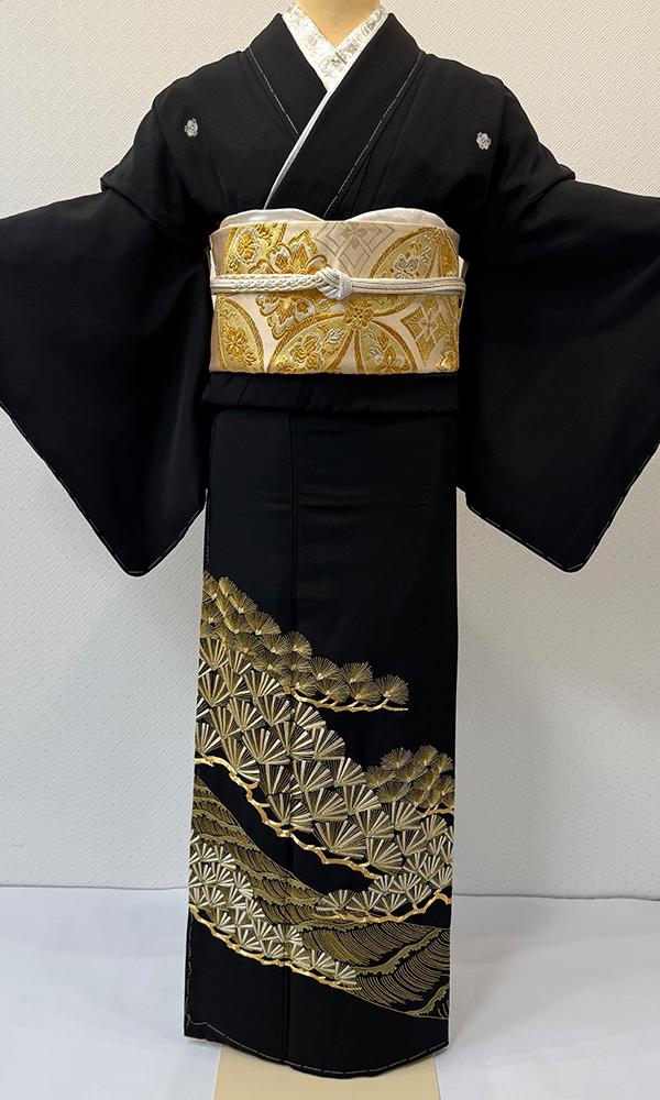 扇面松金糸 黒留袖