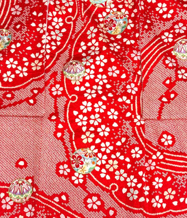 赤絞りに桜・刺繡/祝着