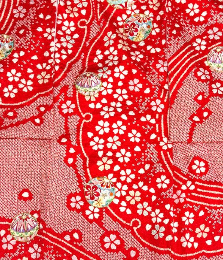 赤絞りに桜・刺繡/祝着